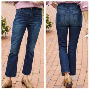 Frank & Eileen Killian 2003 Wash Crop Flare‎ Jean - Medium
Wash Size 31